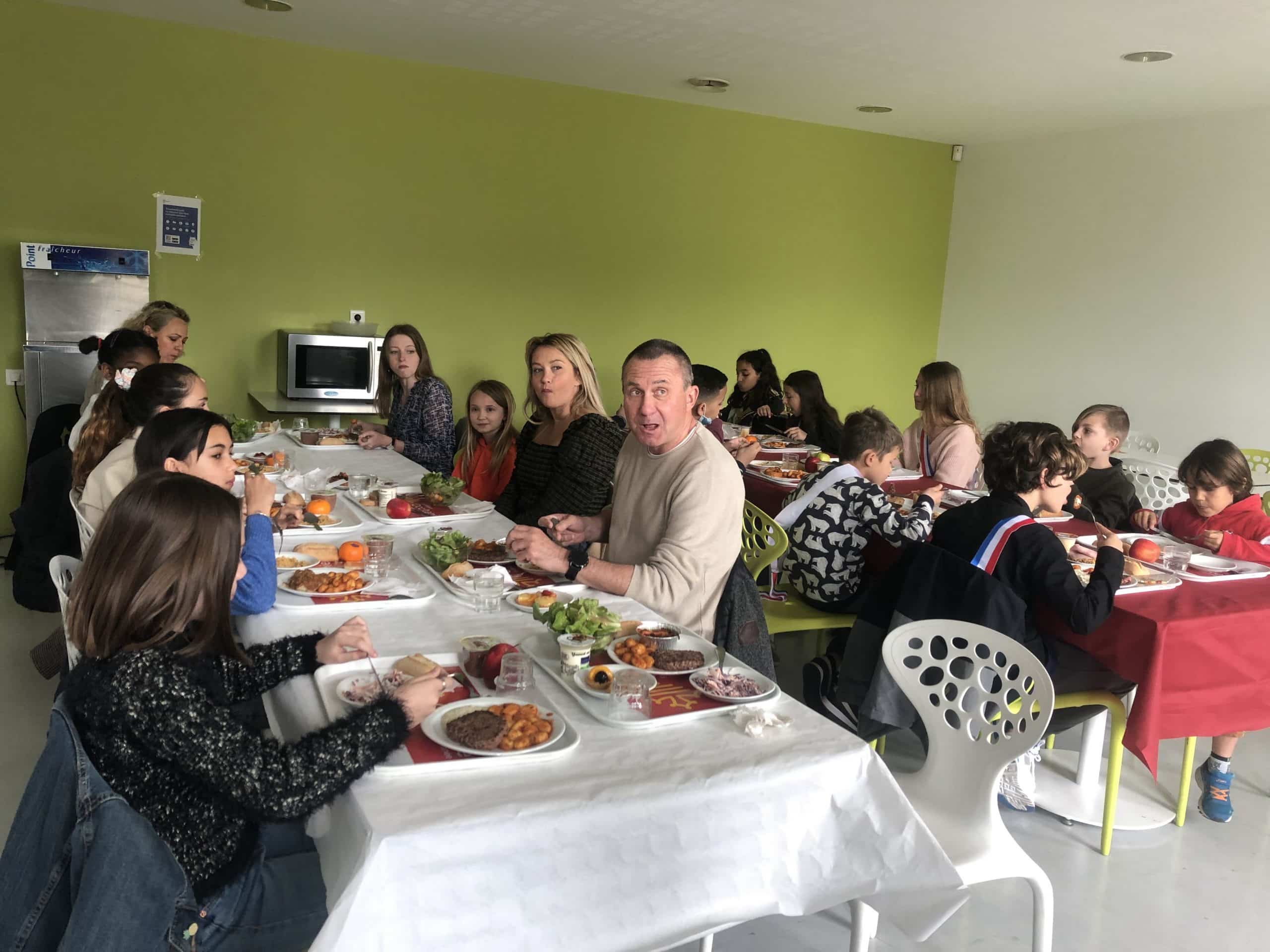 Les jeunes élus en visite au Lycée Victor Hugo