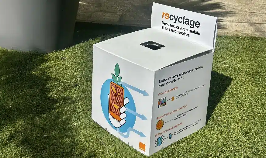 Des boîtes pour collecter les mobiles usagés