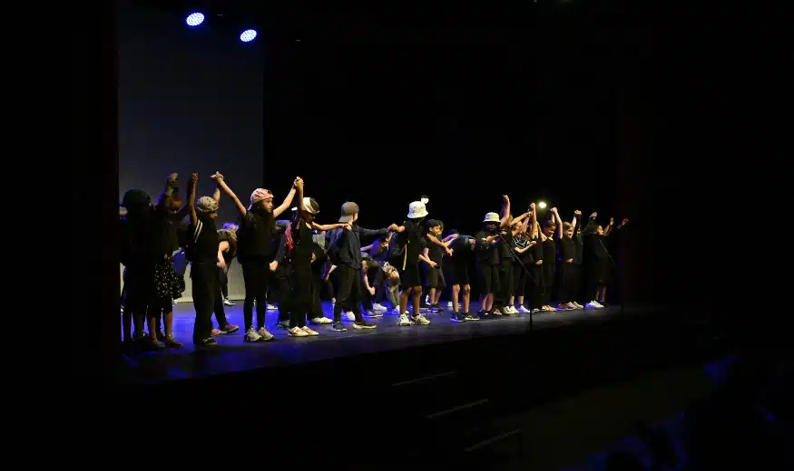 Cité éducative : restitution des ateliers théâtre